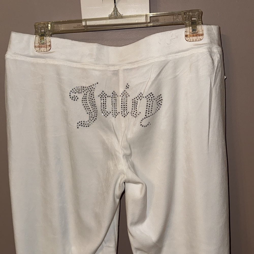 Juicy Couture Rhinestone Logo White Velour Tracksuit - Picture 2 of 11
